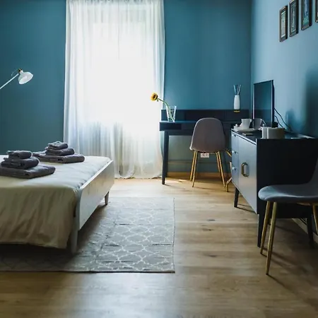 Hortis Rooms, Eleganza E Stile In Centro A 3* Triest